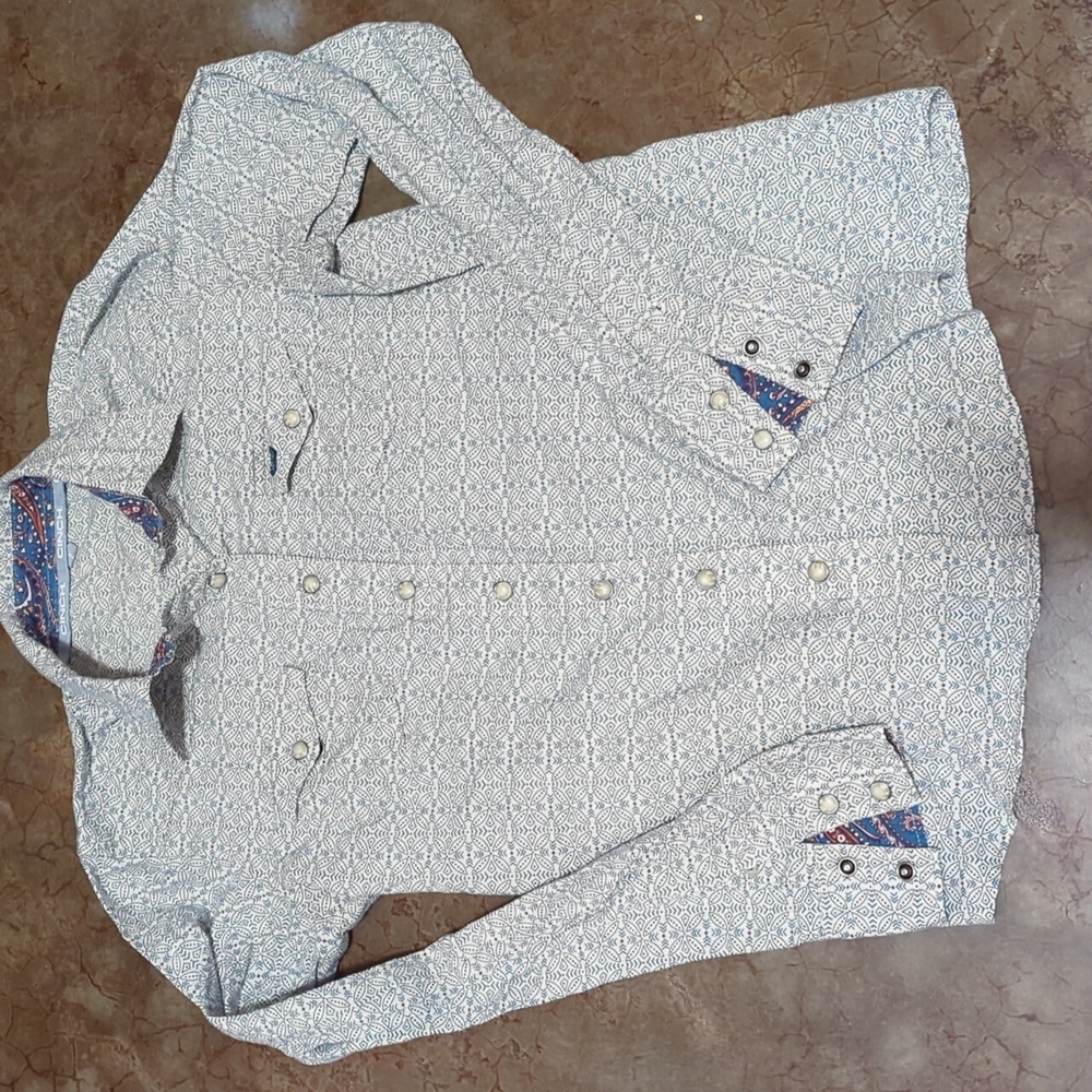 Women's Cinch Button Up